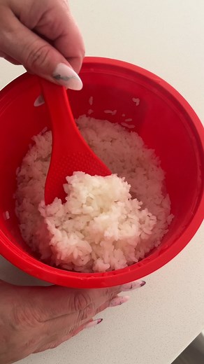 Sistema Plastics | With the Sistema ® Microwave™ Rice Cooker, your rice will always be delicious and fluffy! 🍚✨ | Instagram