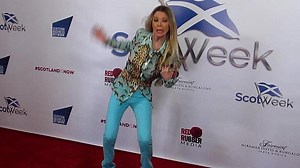 Tara Reid accidentally trips at first red carpet in over a year