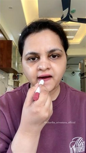 I am currently Obsessed with this Lipstick💄 || Honest Review