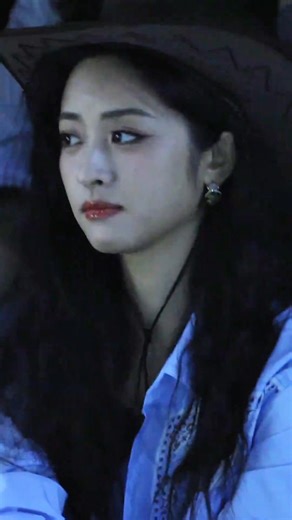 #ShenYue for The LACERTA 2026 Spring/Summer Fashion Show สวยขึ้นทุกวันเลย สวยทะลุกล้อง🌙 #เสิ่นเยว่ #沈月 #shanghaifashionweek | ShenYue_Thailand