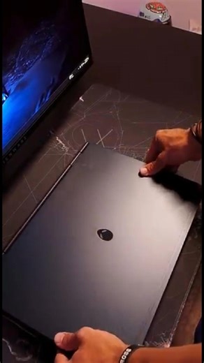 Clickells on Instagram: "ALIENWARE 16 AURORA THE ULTIMATE GAMING MONSTER! Meet the beast! The Alienware 16 Aurora is here to redefine gaming performance. From a stunning QHD+ 120Hz display to the powerful RTX 5060 graphics, this machine delivers unmatched speed, clarity & style. Whether you’re a gamer, streamer or creator this laptop ensures you stay ahead of the game. Performance that feels unreal. Aesthetic that stands out. This is the future of gaming Intel Core 7 240H (10-Core) NVIDIA GeForc