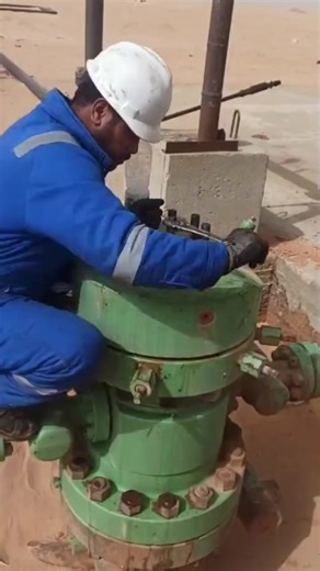 Precision in Wellhead Installation: Prioritizing Safety and Responsibility