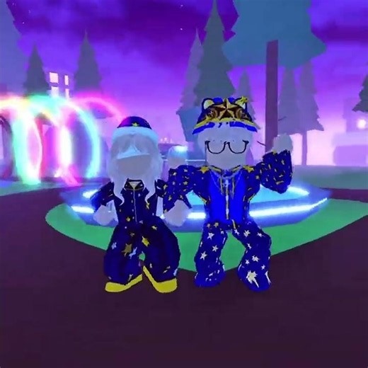 I haven’t uploaded in awhile.. Look at me! FT: ‪@Ellaplays143‬ #robloxedit #shorts
