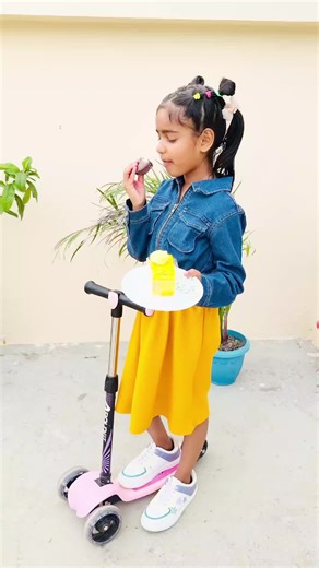 Fun Cartoon Videos for Kids Featuring Smiti Mama