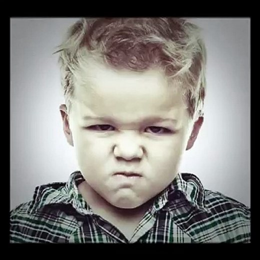 twenty one pilots: Stressed Out [OFFICIAL VIDEO]