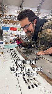 88K views · 11K reactions | HOW DID HE NOT NOTICE?? #classiccar #cars #oldcars #mechanic #racecar | driveway_finds | Facebook