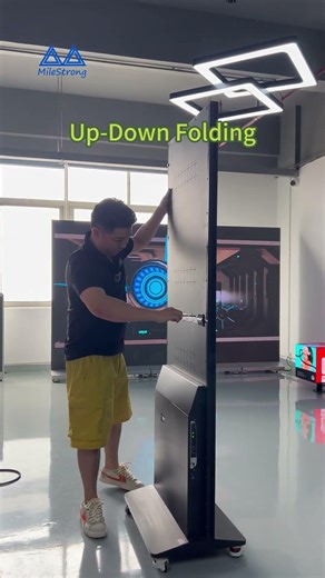 LED Poster Screen with Multiple Folding Methods: The Upgrade Journey of a Single Screen
