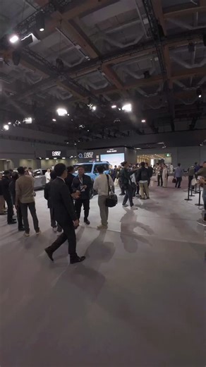 It was practically begging to be explored, and so close to where we were, so we took a closer look and walked around the all new Toyota Landcruiser FJ. Here are 5 things that we think about it . Cant wait to get our hands dirty with this platform. | Overland Kings