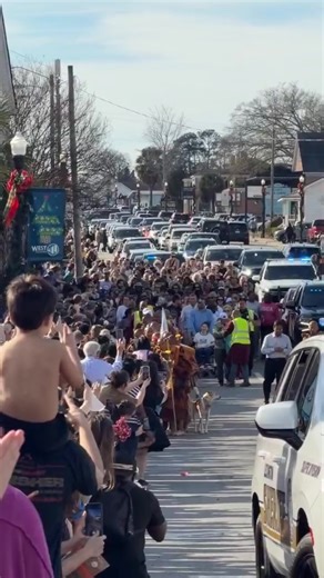#Repost @walkforpeace.usa —— 🔴Join the Walk together to South Carolina State House in Columbia, SC on Day 77 - 1/10/2026. May you and all beings be well, happy and at peace. 🙏✨ #WalkForPeace #PeaceWalk #Buddhistmonks #fyp