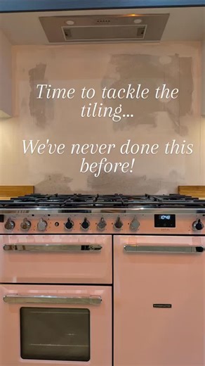 A new life on Bute on Instagram: "​It was going so smoothly until the bucket ran dry! Almost there... sort of. ​We decided to tackle the kitchen splashback ourselves this week. From the laser level setup to the herringbone pattern, it was actually going surprisingly well… until the very last step. 🙈 ​1️⃣ Set the centre line with the laser level (lifesaver!) 2️⃣ Press tiles into adhesive & work outwards 3️⃣ Seal the tiles (natural stone needs love!) 4️⃣ Grout… and then RUN OUT of grout. &