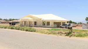 As home-building costs rise, Phoenix area company uses foam to build houses