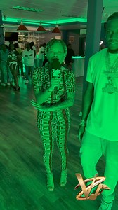 Legendz Lounge sounding like a studio session on the ViVid Streaming App. You got a phone you got us. #LiveViVidly | ViVid Streaming