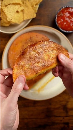 Easy Crispy Cheese Ground Beef Tacos #recipe #tacos