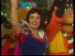 Disney Sing Along Songs O Christmas Tree/ We Wish You A Merry Christmas