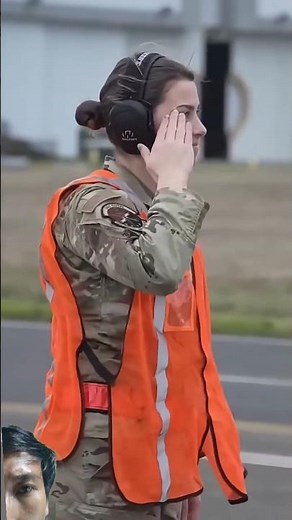 F-15 Fighter Pilot Hand Signals#f15#fighterjet#airforce#military#aviation#greenscreen#army