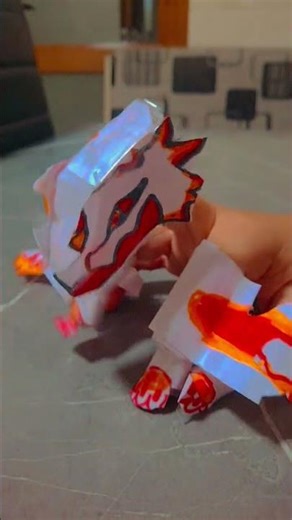 I tried making a mini dragon puppet! credits to: ‪@ToonsyCreations‬