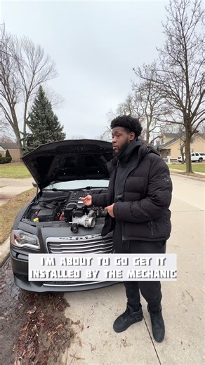 SUPERCHARGED 5.7 in full effect 😈🔥 follow to stay updated! #hellcat #supercharged #procharged #hemi #chrysler300c