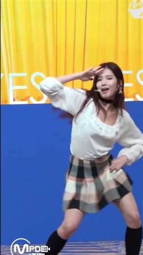 TWICE - YES or YES (Sana fancam Stage Mix) #kpop #twice #fancam #yesoryes #sana #sanatwice