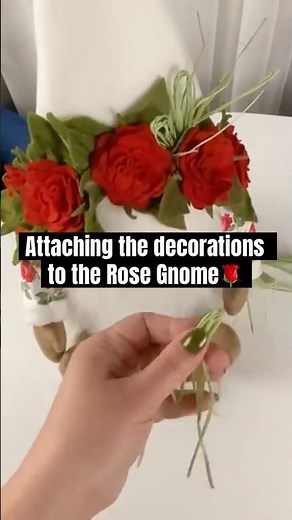 Full step by step Rose Gnome tutorial ⬆️🌹#helenlozova #scandinaviangnome #valentinesday #craft #diy