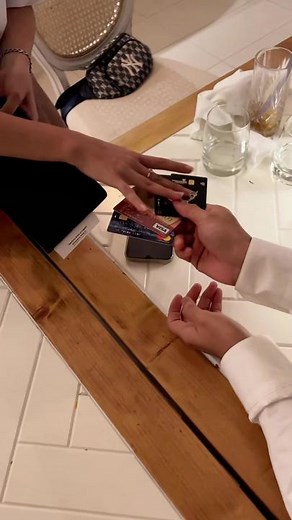 Cách hiệu quả khi đi ăn mà mấy quỷ bạn né khúc quan trọng nè 🤣🤣🤣 #xuhuong #xuhuongtiktok #sam #friends