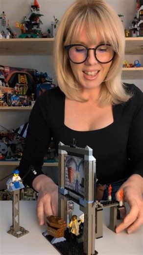 LEGO Vampire's Crypt Alt Build #lego #legoshorts #vintagelego #legoalternatebuild #shorts #fyp #fy