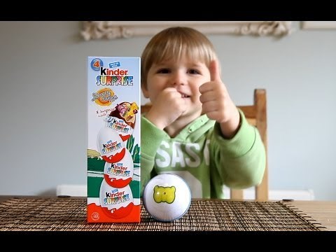 Kinder Surprise 4pack - The Looney Tunes Show and Moshi Monsters Egg - Video​​​