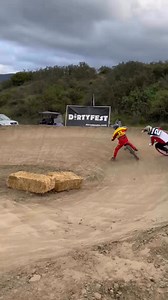 41K views · 874 reactions | Man, Jeremy McGrath Todd Lyons were BATTLING at last year’s Dirtyfest BMX race! The Wildman was holding him off all around the track, but then McGrath swooped the crap out of him in the last turn! ☠️ DANG IT!藍 Todd wants redemption this weekend. DIRTYFEST. Let’s go!  | SE Bikes | Facebook