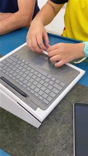 Mở hộp Surface Pro 11 X Elite 32GB 1TB New Seal Platinum #surfacehcm #surface #platinum #pro11
