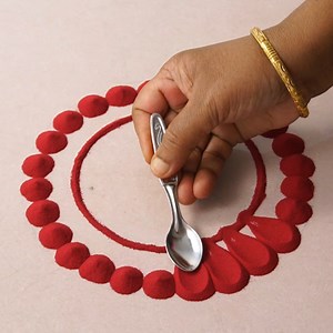 70K views · 3.3K reactions | Simple and Unique Rangoli Design using Freehand I used Tiffen Box Lid to Create Centre Flower shape for Rangoli, Made with other available thing like Sketch Pen, Glue Bottle, Color Powder. #rangoli #Simplerangoli #rangolibyjayanthig #satisfyingvideo #satisfying #relaxingvideo #relaxing #Hobbyideas #jayanthig #art #diyhome #diydecor | Simple Rangoli | Facebook