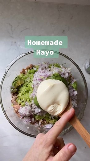 Easy Homemade Keto Mayonnaise Recipe