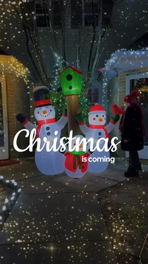 Melissa İrmak on Instagram: "Bring the holiday magic home! ❄️🎄 These motorized inflatables from @homcom_official are officially my new favorite Christmas decorations. Snowman, Toy Soldier, and Santa…, glowing, and spreading the cutest vibes ever! ✨ Perfect for creating that warm, festive look right at your door. ⚠️Link in bio⚠️ #HOMCOM #HolidayDecor #ChristmasVibes"