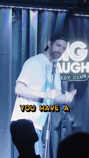 #standupclip #comedynight #livedlaughing #crowdmoment #funnyreel | stand up comedy