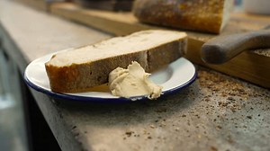 'Delicious', ethical option or 'Frankenstein' food? Cultured meat has hit Australian menus