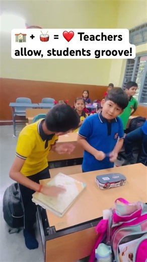 Students making beats | Classroom jam #music #beatmaking #students #classroomactivity