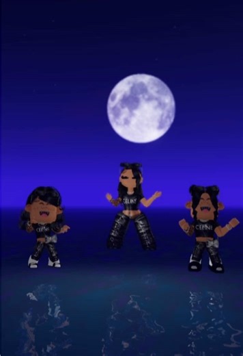 Creating Custom Roblox Avatars with Friends