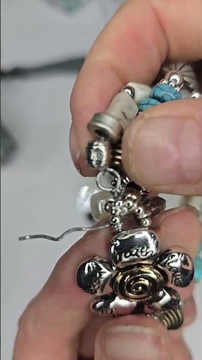 Easy but intermediate level beaded bracelet Tutorial using basic wire wrapping and elastic.