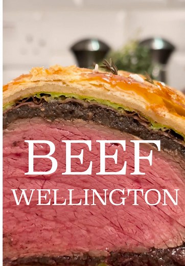 Delicious Beef Wellington with Red Wine Jus Recipe