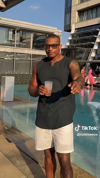 Exploring Tumi Seeco's Unique Vibe and Personality