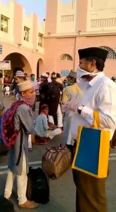 112K views · 2.1K shares | ‪RSS Swayamsevaks cleaned Secunderabad,Hyderbad Railway station and also distributed more than 14,000 food packets to migrants workers who are going back to their homes by Sharmik trains.‬ ‪Salute to Rashtriya Swayamsevak Sangh (RSS) volunteers who always stand up for humanity & motherland ‬More power to you all  Jai Hind | Major Surendra Poonia,VSM | Facebook