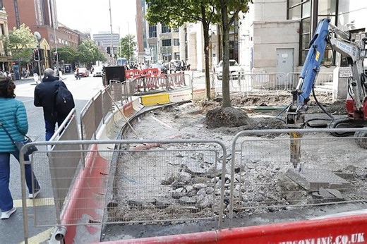 Translink to install crossing as roadworks spark complaints as pedestrians walk on main road to avoid detour