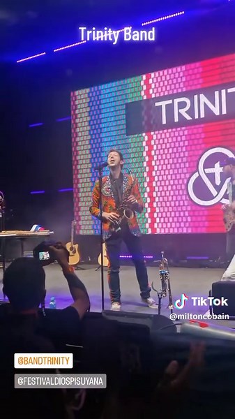 Himno del Amor por Trinity Band en Vivo en Perú 2025