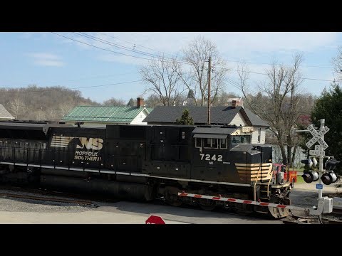 Rare SD70ACU Visit and Foreign Power on the Monongahela Line 