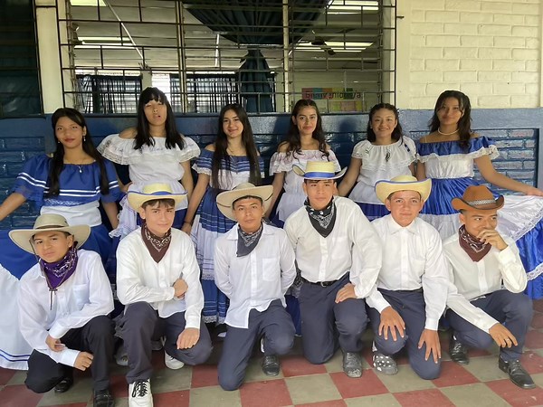 #promo_24🎓 pero ganamos puntos 😂