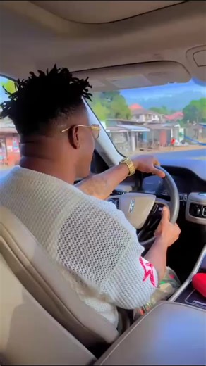 Exploring the Whiplash Road in Sierra Leone