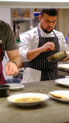 BOBO gastro bistro & bar l Beograd on Instagram: "Uvek nam je posebno drago kada vam se dopadaju naša jela 💛 Hvala što birate BOBO."