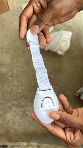 Parents Are Loving This Smart Trick! ❤️ #Shorts #HomeSafety #ChildSafety #ParentingTips #BabySafety
