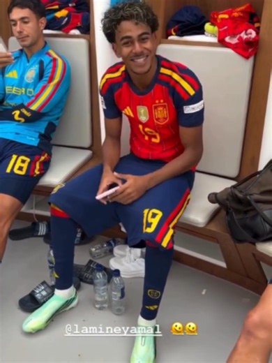 POV: Eres Lamine Yamal y ganas en Wembley 😂 #NationsLeaguexDAZN #tiktokfootballacademy #tiktokdeportes #españa #atleti #lamineyamal #fcbarcelona