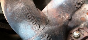 How to Repair a Cracked Exhaust Manifold | DoItYourself.com