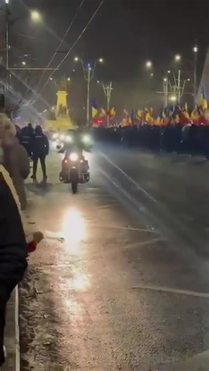 ADRIAN BĂZĂVAN #misiuneatiktok #viralvideos #viral #fyp #politiktok TikTok