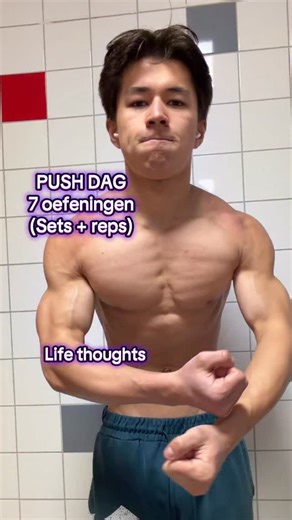 Jasper on Instagram: "Jongens help me ik ben veel te auti om influencer te zijn😭😭 Sinds kort komen er best vaak mensen op me af dat ze me herkennen, is nog effe enorm wennen voor mij als iemand me aanspreekt maar ik vind dat natuurlijk alleen maar machtig mooi. We zijn keihard aan het groeien, niet alleen op de socials maar ook in de gym🙃 (Enige wat nog werk nodig heeft is inlocken op school, ff een academic arc incoming, daarna gaan we weer 10 vids per dag posten) Volg dus vooral deze push d